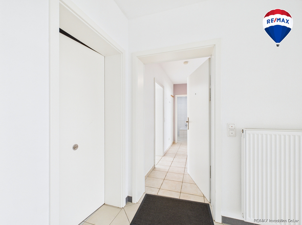 Erdgeschoss Wohnung in Besch mit Terrasse & Carport zu verkaufen 