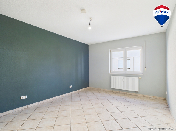 Erdgeschoss Wohnung in Besch mit Terrasse & Carport zu verkaufen 