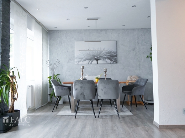 Esszimmer Ansicht 1
