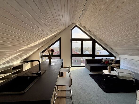 Wohn und Essbereich Spitzboden