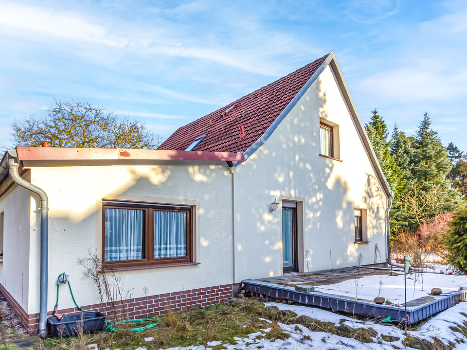 Hausansicht vom Garten