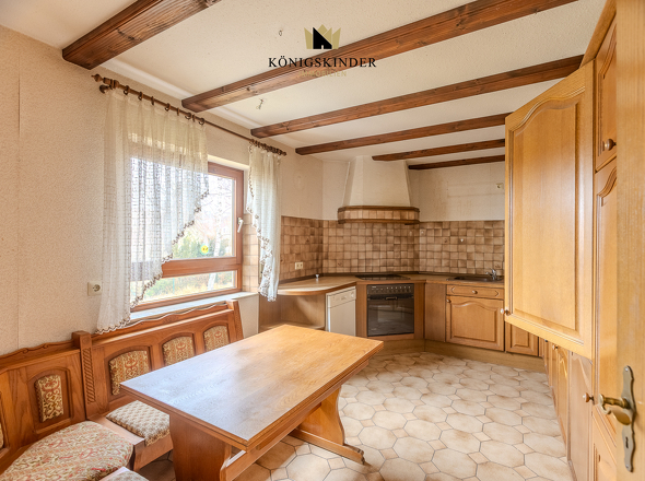 ...neben an die Küche...