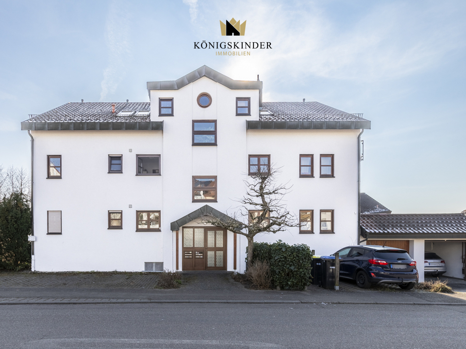 Außenansicht- Gepflegtes Mehrfamilienhaus