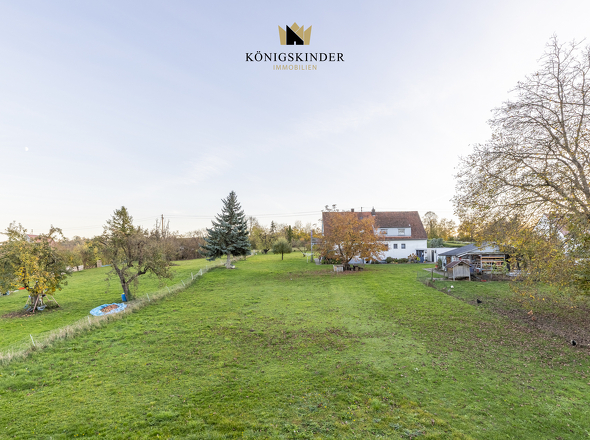 Aussicht vom Balkon in grüne