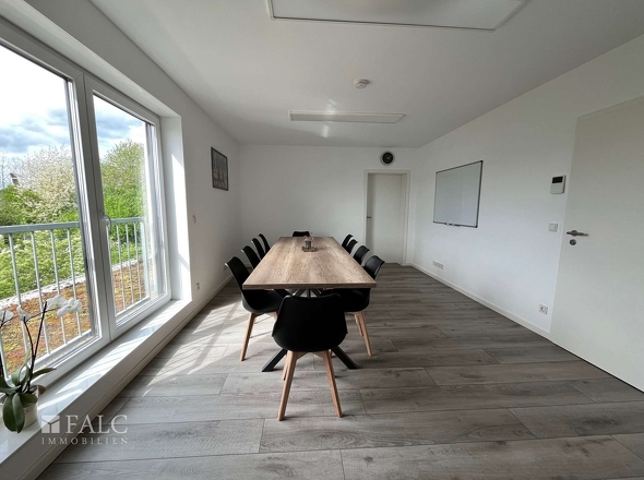 Büro _modern _ hell