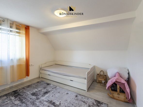 Individuelles Kinderzimmer- hell, freundlich, vielseitig nutzbar