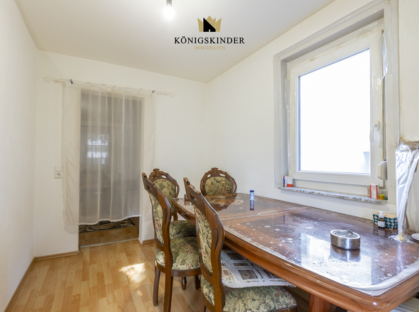 Einliegerwhg: Essbereich mit Raum für gemeinsame Mahlzeiten