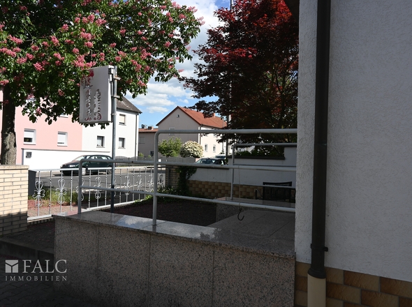 Terrase-Gewerbeimmobilie