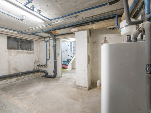 UG Heizraum Fernwärme 3