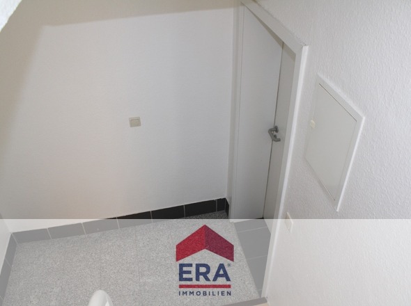 Eingangstür Wohnung EG rechts