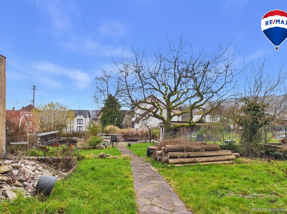 RE/MAX Immobilien DeLux Haus in Mettlach zu verkaufen 