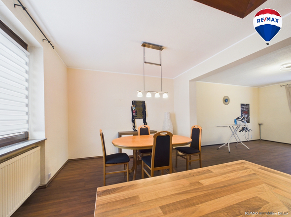 RE/MAX Immobilien DeLux Haus in Mettlach zu verkaufen 