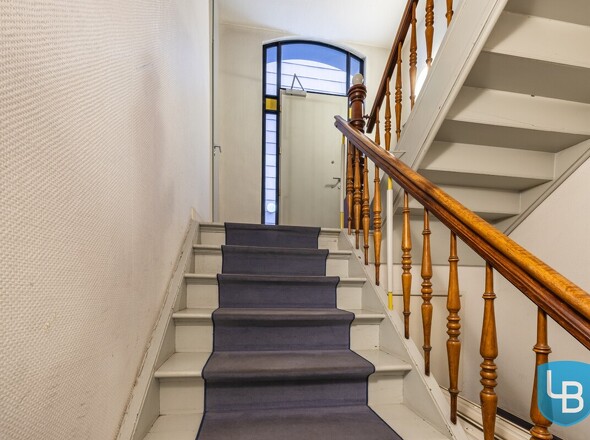 Treppenhaus Keller mit Hauseingang 