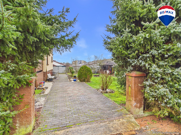 REMAX Immobilien DeLux Haus in Losheim am See zu verkaufen