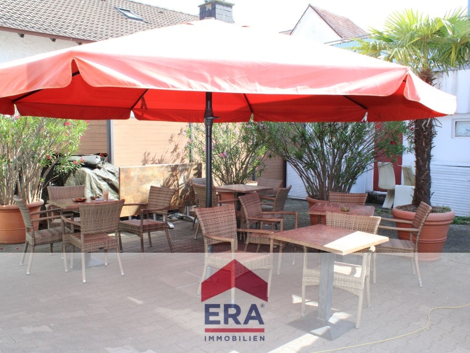 Sitzmöglichkeit der Eisdiele