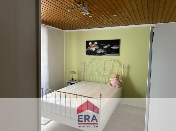 Schlafzimmer EG-Wohnung im Hauptgebäude