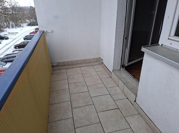 Balkon zur Wohnung