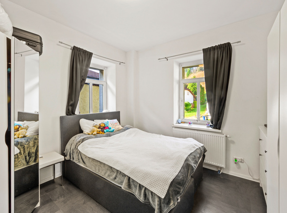 Schlafzimmer_1UG