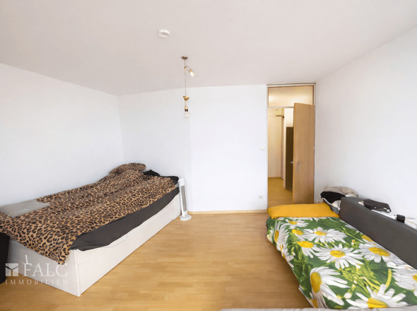 Wohn- und Schlafzimmer