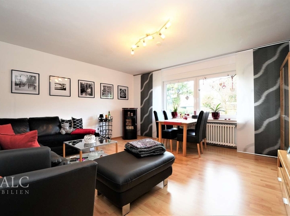 EG (links) - Wohnzimmer