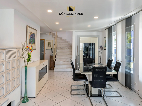 EG: Wohn-/ Essbereich...