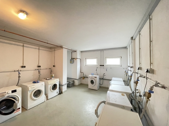 Wasch-/ und Trockenkeller