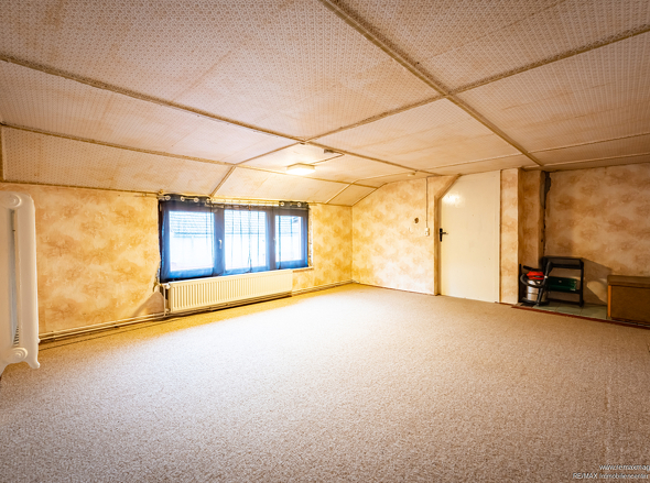 Dachgeschoss- Hobbyraum