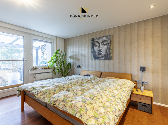 Schlafzimmer, Blick zur Dachterrasse