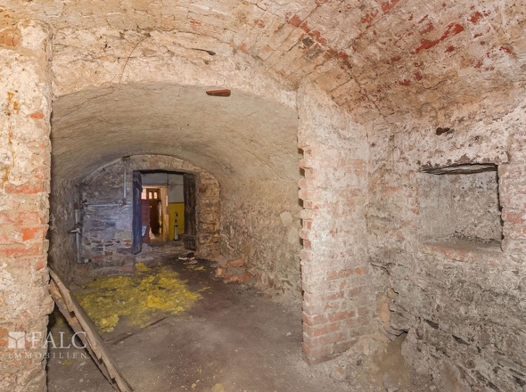 Höhle