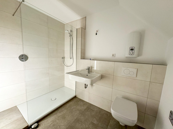 Badezimmer im Dachgeschoss