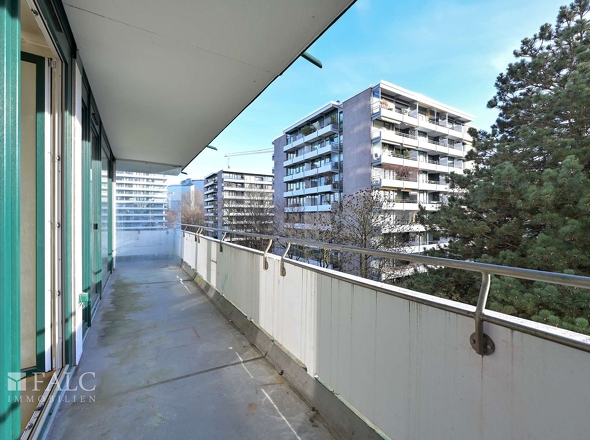 Balkon Süd Blick Ost