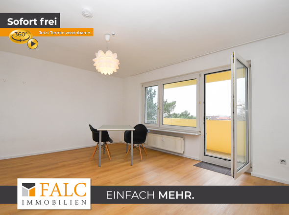 Blick Wohnzimmer zum Balkon rechts