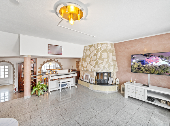 backbone_69854_036_HD Korr HD