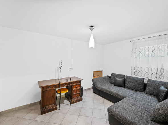 backbone_69854_091_HD