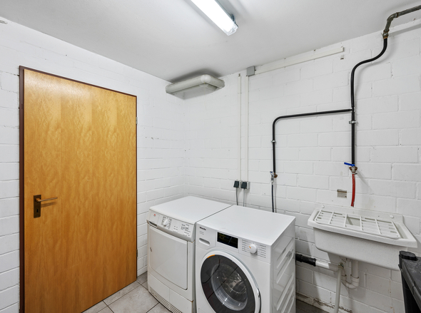 backbone_69854_097_HD