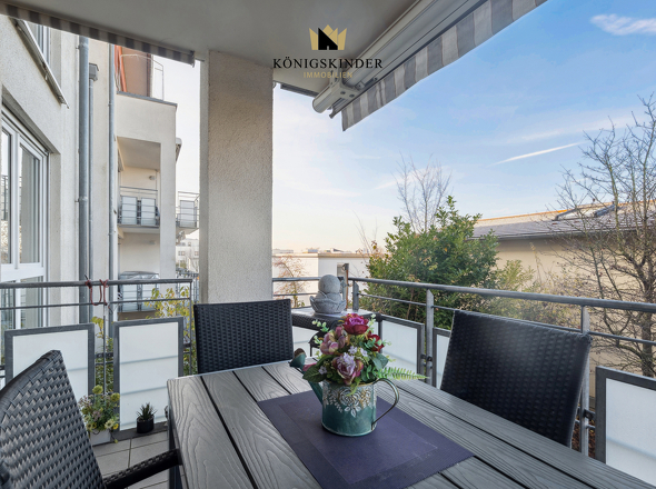 Balkon mit Nachmittagssonne (Süd-West-Ausrichtung)