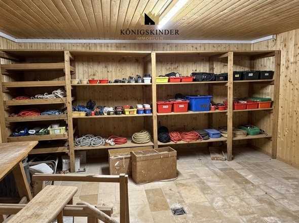 Werkstattbereich im Untergeschoss.