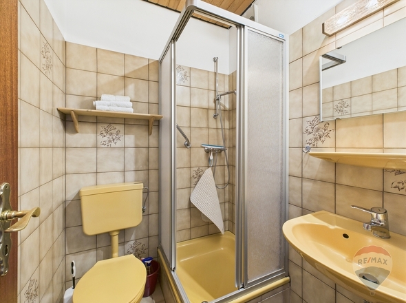 Badezimmer Wohnung 2