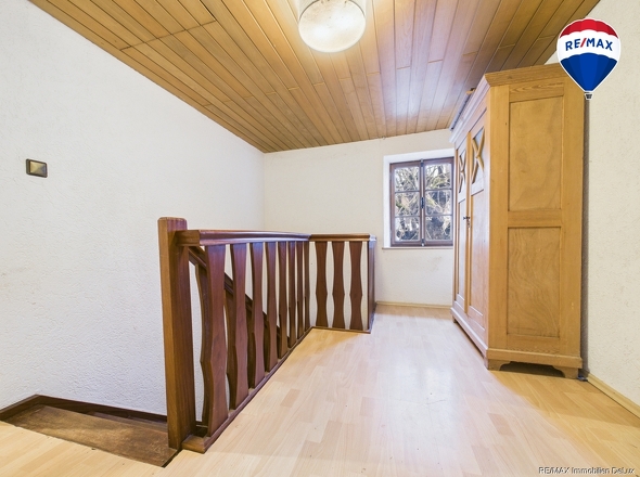 REMAX Immobilien DeLux Einfamilienhaus Diele Blieskastel Mark Matthias Borowicz