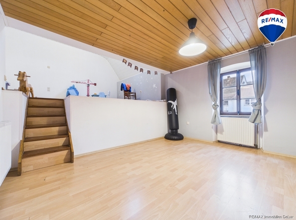 REMAX Immobilien DeLux Einfamilienhaus Schlafzimmer Blieskastel Mark Matthias Borowicz