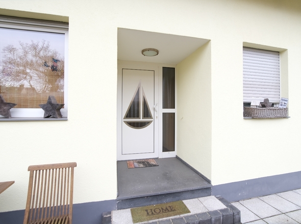 Eingang zur EG - Wohnung