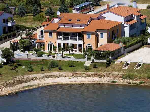 Immobilien Kroatien - Villa am Meer in Istrien kaufen.