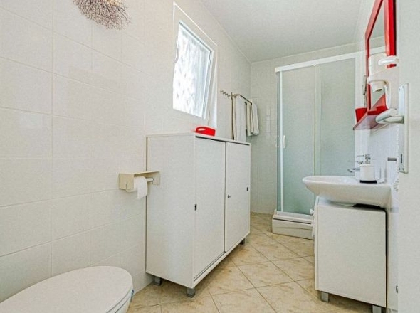 thumb_1692702148_peljesac-viganj-villa-more-bazenom-prodaja-slika-197580748