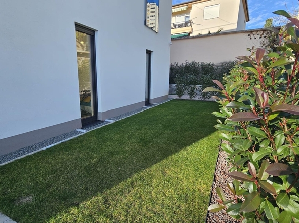 kantrida-luksuzan-stan-s-privatnom-okucnicom_22