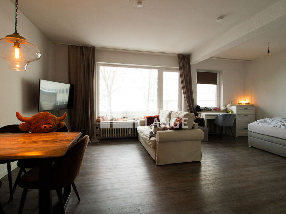 Wohn- und Schlafzimmer