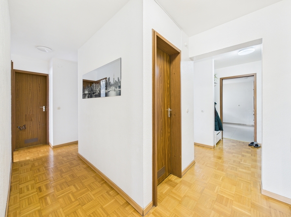 CAM04182G0-PR0043-STILL023