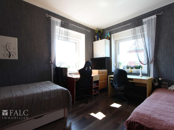 Schlafzimmer Wohnung straßenseitig