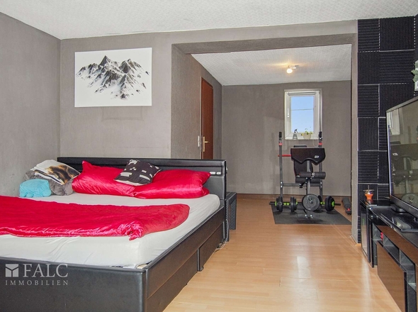 Schlafzimmer hinten_1.OG