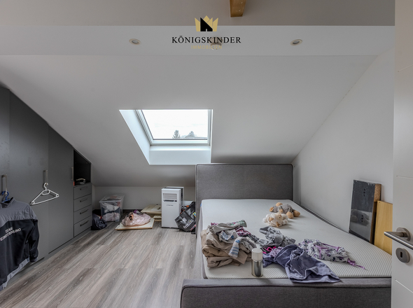 Kinder- oder Arbeitszimmer