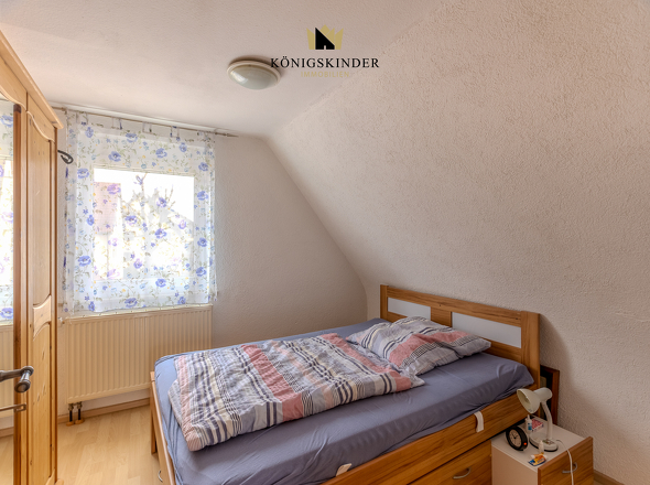 DG 2: Kinder- oder Arbeitszimmer